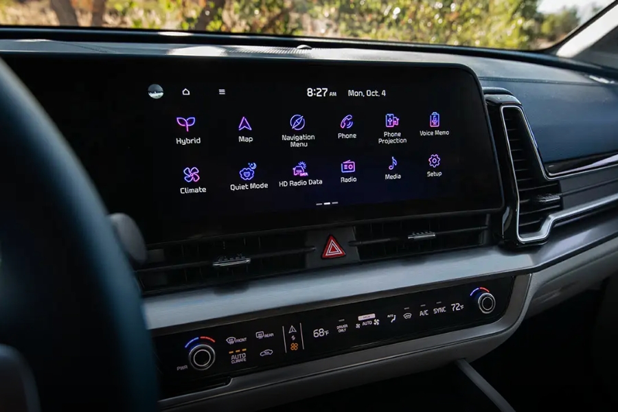 Kia Sportage Hybrid dashboard and technology