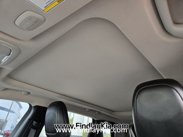 2017 Jeep Cherokee Overland