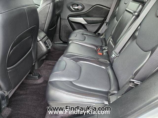 2017 Jeep Cherokee Overland