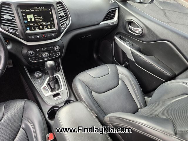 2017 Jeep Cherokee Overland