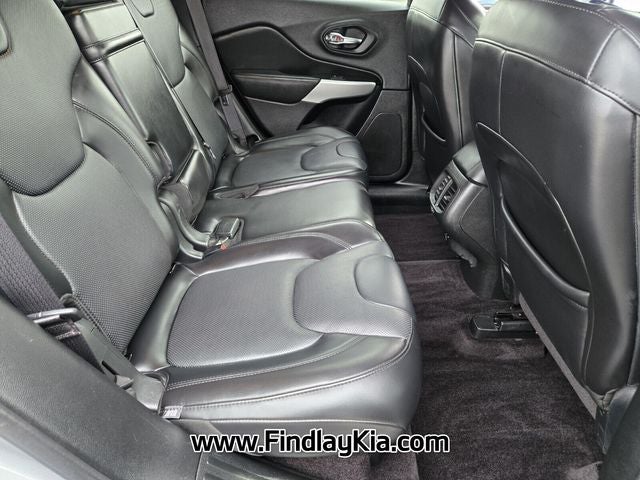 2017 Jeep Cherokee Overland