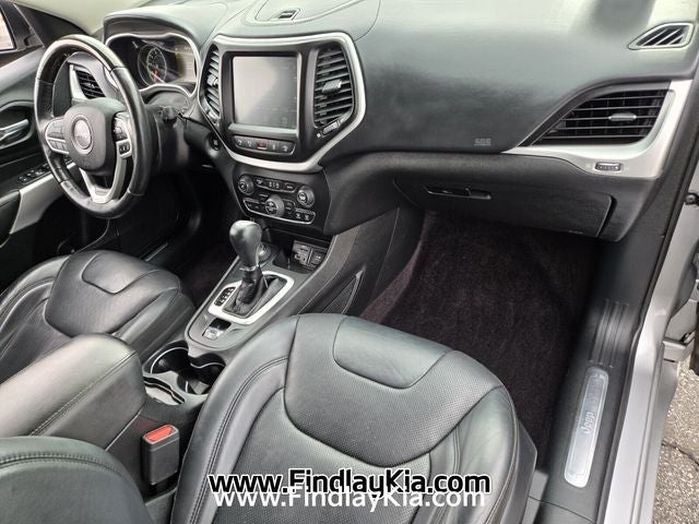 2017 Jeep Cherokee Overland