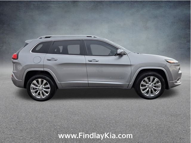 2017 Jeep Cherokee Overland