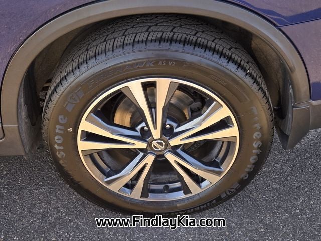 2017 Nissan Rogue SL