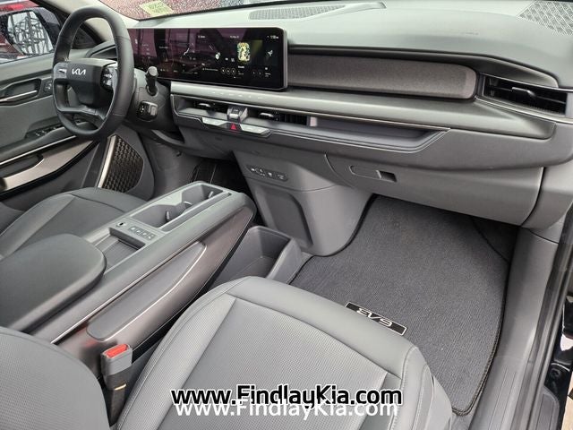 2026 Kia EV9 Light Long Range