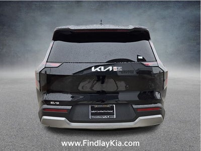 2026 Kia EV9 Light Long Range