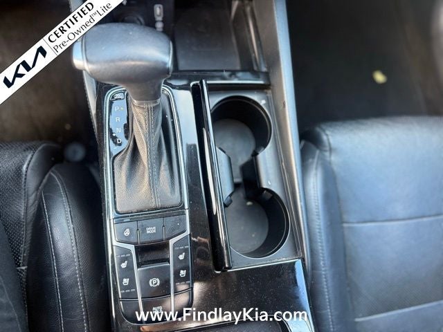 2017 Kia Cadenza Technology