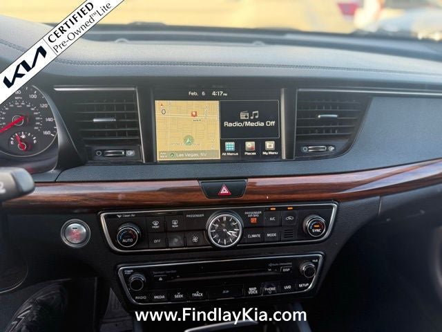 2017 Kia Cadenza Technology