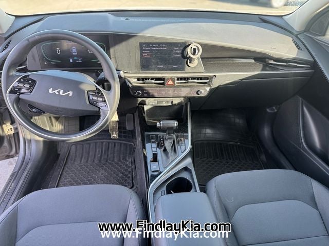 2023 Kia Niro LX